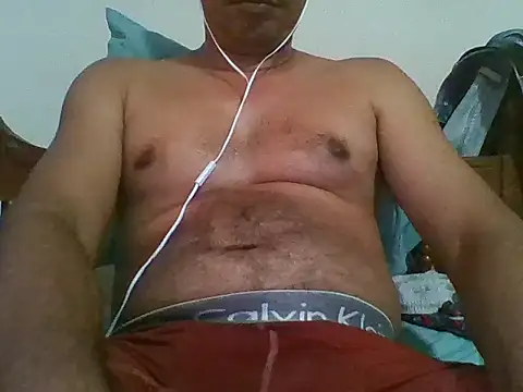 Snapshot of bbccol1 chatting on 09-10-25, 05:01 bbccol1 online show from 09-10-25, 05:01