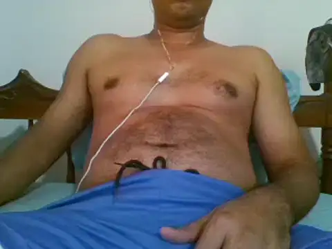 Snapshot of bbccol1 chatting on 02-28-25, 06:20 bbccol1 online show from 02-28-25, 06:20