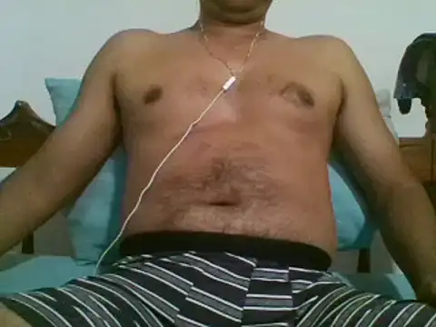 Snapshot of bbccol1 chatting on 03-14-25, 03:48 bbccol1 online show from 03-14-25, 03:48