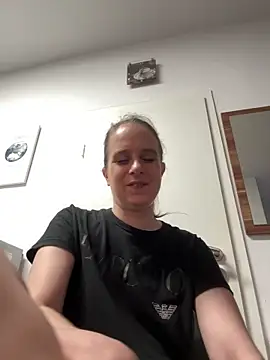 LadyChantale online show from 05-04-26, 05:22