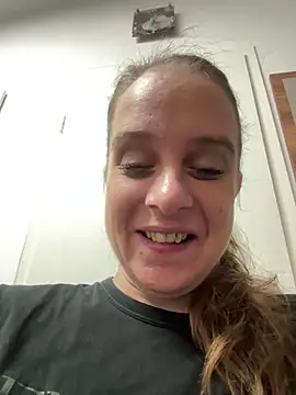 LadyChantale online show from 05-05-26, 04:59