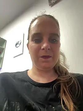 LadyChantale online show from 04-02-26, 07:04