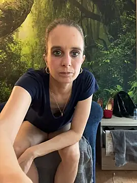 LadyChantale online show from 03-15-25, 08:10