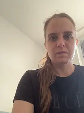 LadyChantale online show from 05-28-26, 05:15