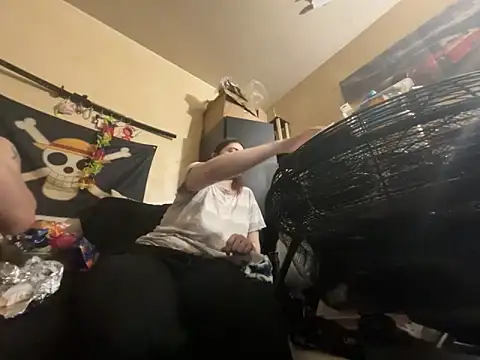 Snowbunnycake 131 online show from 03-15-26, 03:13