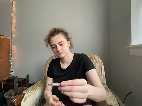 Snowbunnycake 131 online show from 07-28-26, 07:39