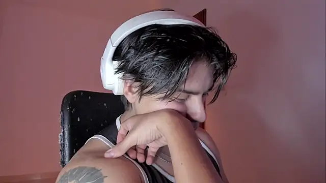 Giordano Russo online show from 11-17-25, 10:25