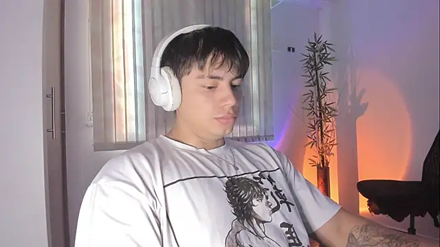 Snapshot of Giordano_Russo chatting on 07-07-26, 02:20 Giordano Russo online show from 07-07-26, 02:20