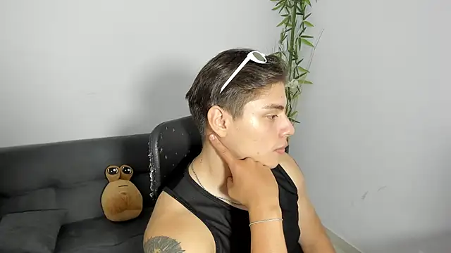 Giordano Russo online show from 03-15-25, 05:08