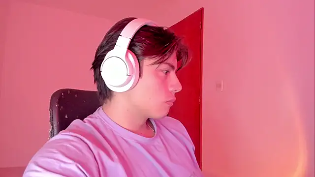 Giordano Russo online show from 10-29-25, 09:14