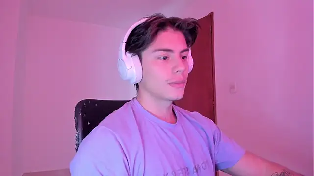 Giordano Russo online show from 10-18-25, 07:05