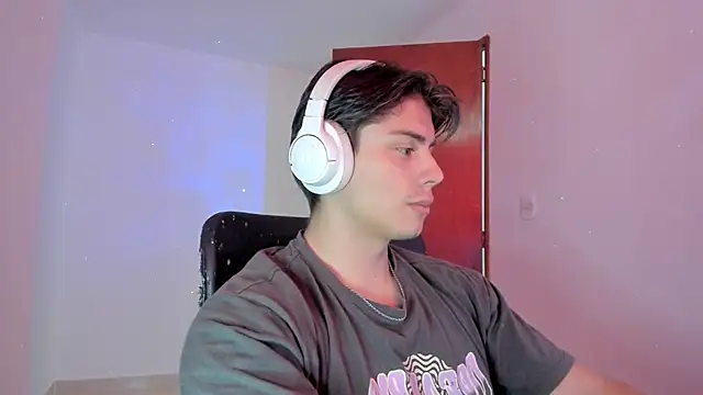 Giordano Russo online show from 09-30-25, 06:03