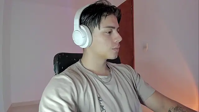 Giordano Russo online show from 01-17-26, 03:04