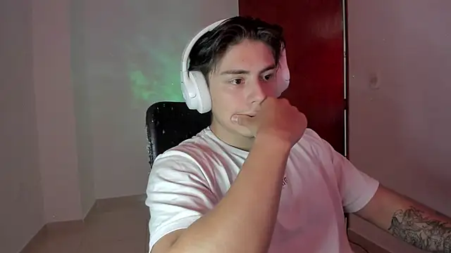 Giordano Russo online show from 09-26-25, 06:48