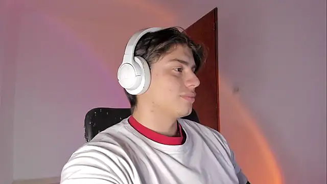 Giordano Russo online show from 04-02-26, 01:24