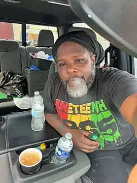 HaloRodeoLover2 online show from 04-18-26, 07:51