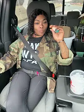 HaloRodeoLover2 online show from 03-06-26, 09:10