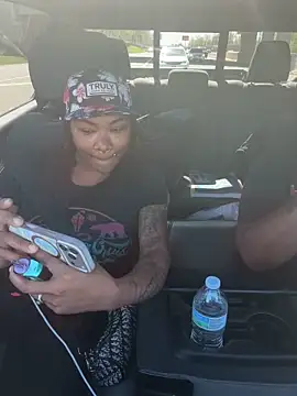 HaloRodeoLover2 online show from 04-11-26, 03:49