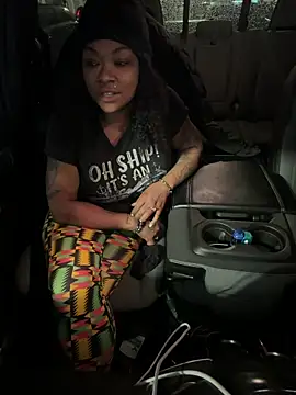 HaloRodeoLover2 online show from 03-20-26, 11:50