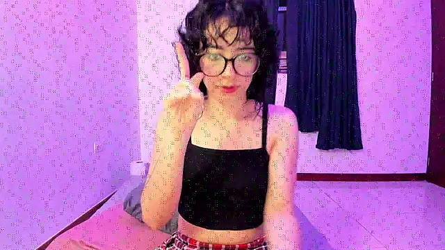  Lunnaa  online show from 11-20-25, 11:36