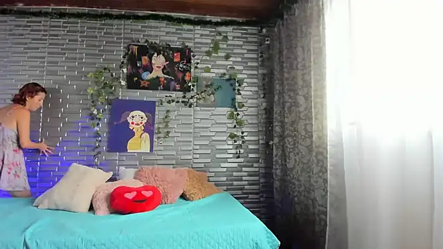 Ginger Sweetty online show from 11-06-25, 08:24