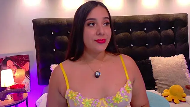 ValenScott1 online show from 11-06-25, 12:20