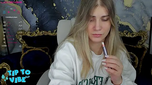 CassandraGood online show from 01-13-25, 06:49