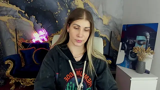 CassandraGood online show from 03-16-25, 12:55