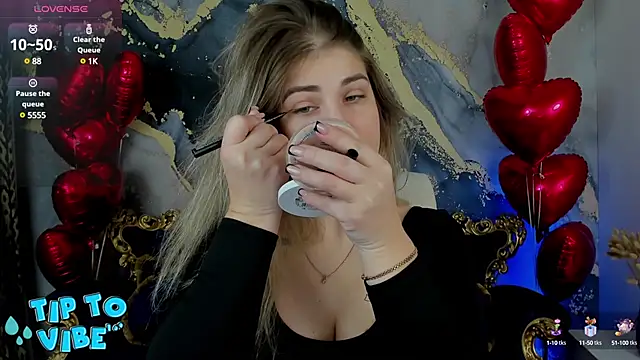 CassandraGood online show from 02-13-25, 07:45