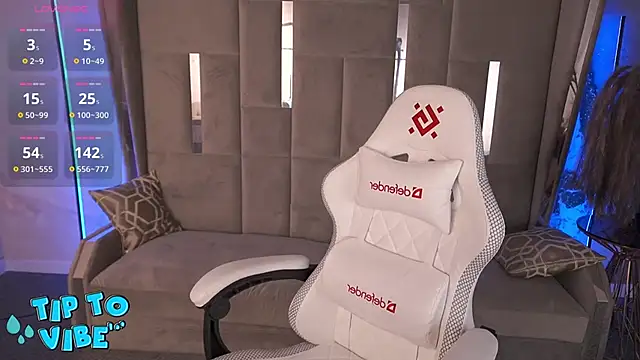 CassandraGood online show from 03-08-25, 12:00