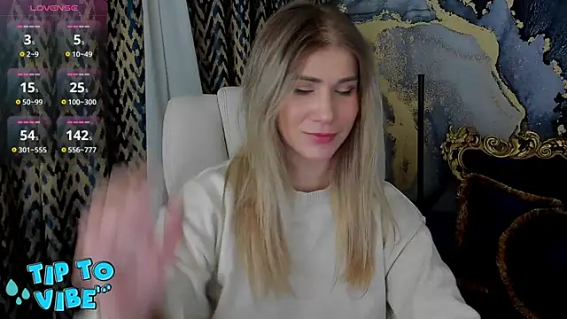 CassandraGood online show from 01-18-25, 06:03