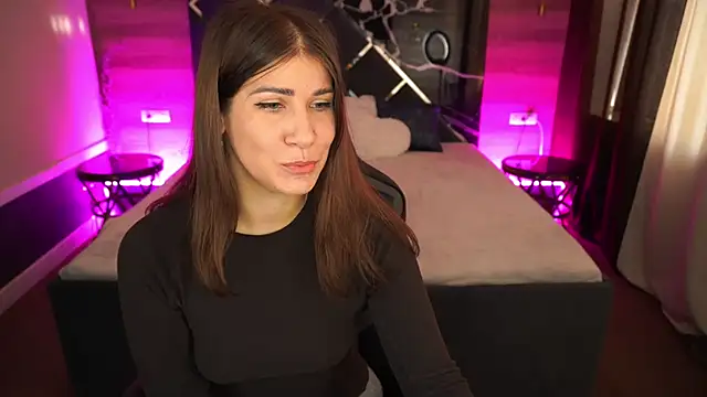 CassandraGood online show from 11-14-25, 07:34