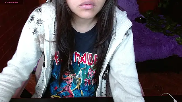 Snapshot of MidoriQuiinn chatting on 11-14-25, 02:10 MidoriQuiinn online show from 11-14-25, 02:10