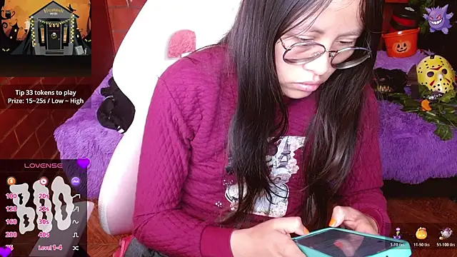 Snapshot of MidoriQuiinn chatting on 10-29-25, 02:16 MidoriQuiinn online show from 10-29-25, 02:16