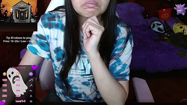 Snapshot of MidoriQuiinn chatting on 10-28-25, 01:54 MidoriQuiinn online show from 10-28-25, 01:54