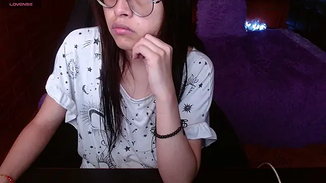 MidoriQuiinn online show from 06-04-26, 04:00