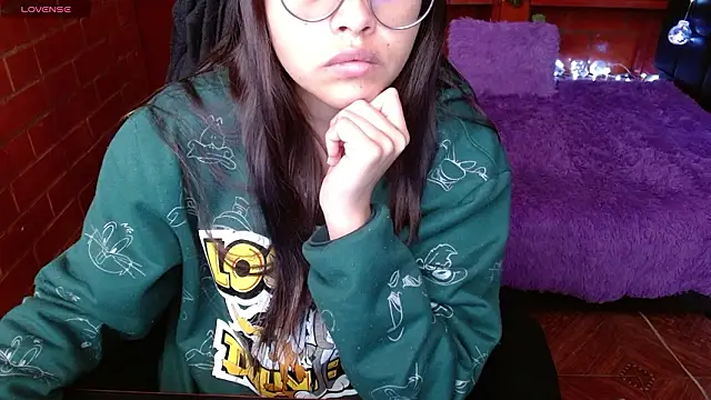 Snapshot of MidoriQuiinn chatting on 02-17-26, 02:36 MidoriQuiinn online show from 02-17-26, 02:36