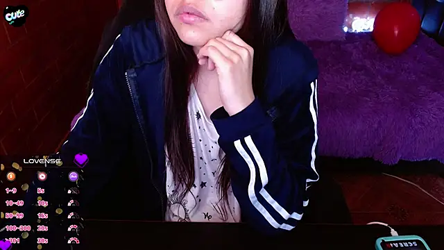 Snapshot of MidoriQuiinn chatting on 04-23-26, 03:46 MidoriQuiinn online show from 04-23-26, 03:46