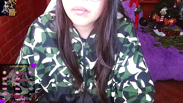 Snapshot of MidoriQuiinn chatting on 01-08-26, 02:01 MidoriQuiinn online show from 01-08-26, 02:01