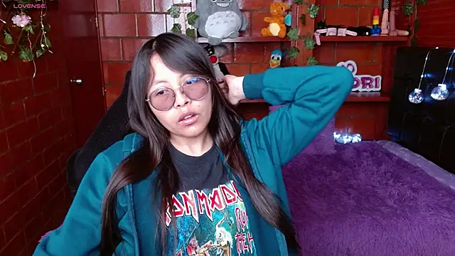 MidoriQuiinn online show from 06-10-26, 07:37