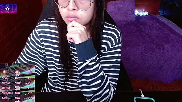 MidoriQuiinn online show from 06-20-26, 04:23