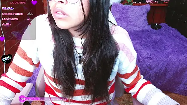 Snapshot of MidoriQuiinn chatting on 03-11-25, 02:18 MidoriQuiinn online show from 03-11-25, 02:18