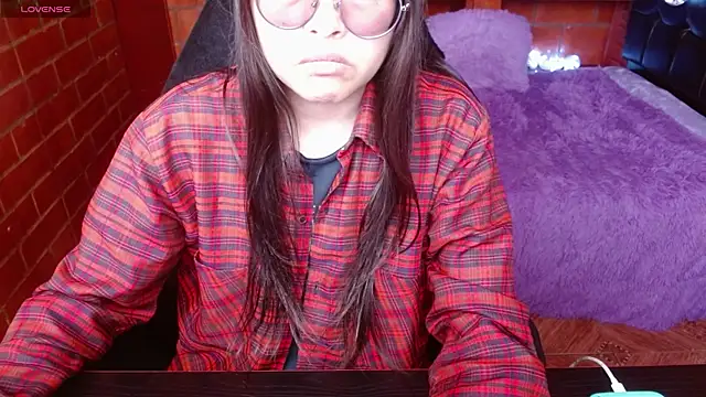 MidoriQuiinn online show from 06-15-26, 06:51