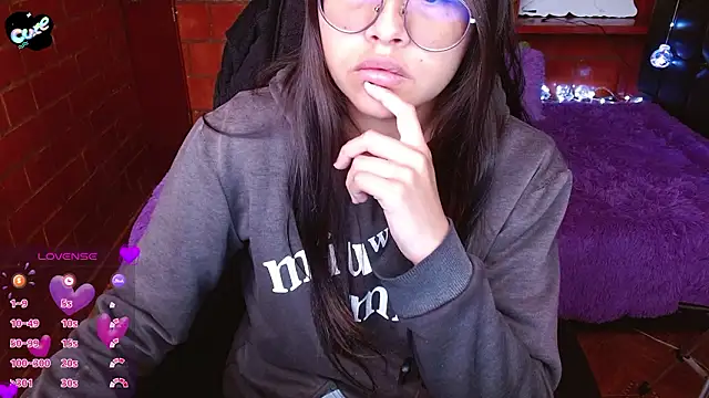 Snapshot of MidoriQuiinn chatting on 02-12-26, 02:28 MidoriQuiinn online show from 02-12-26, 02:28