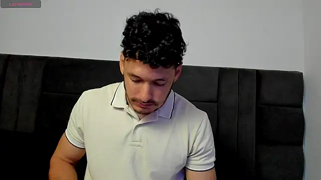 alejandro  2 online show from 05-31-26, 06:09