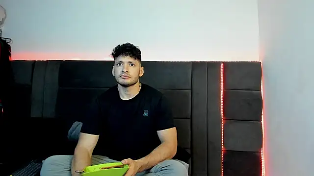 alejandro  2 online show from 01-31-26, 07:12