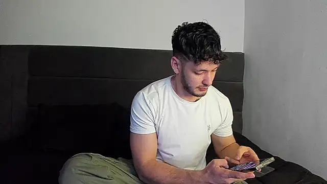 alejandro  2 online show from 11-14-25, 03:48