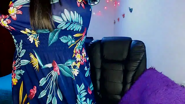 sahtlove1 online show from 11-26-25, 01:49