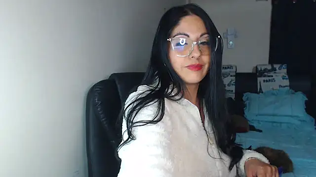 Snapshot of sahtlove1 chatting on 03-15-25, 03:29 sahtlove1 online show from 03-15-25, 03:29
