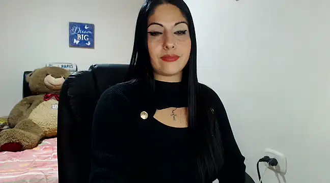 Snapshot of sahtlove1 chatting on 02-26-25, 01:14 sahtlove1 online show from 02-26-25, 01:14